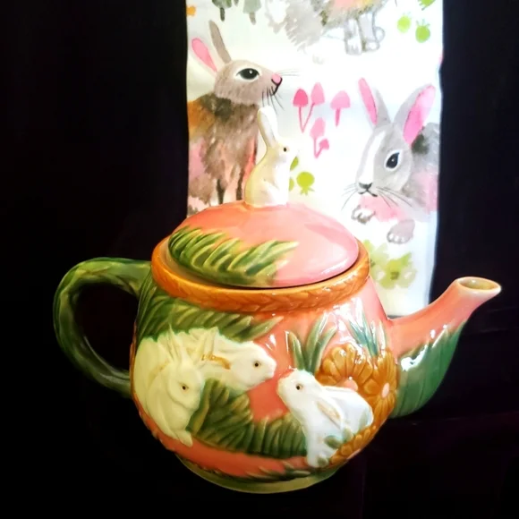 Vintage Teapot - Picture 1 of 12
